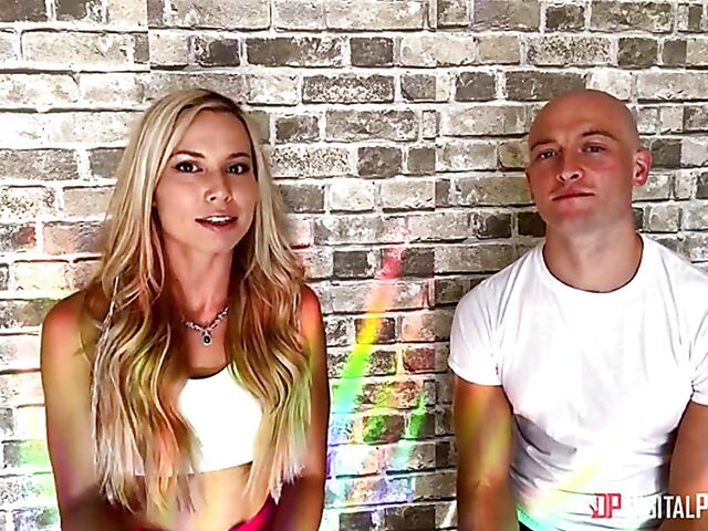 Aidra Fox & Zac Wild - Pornstar couple yoga fuck