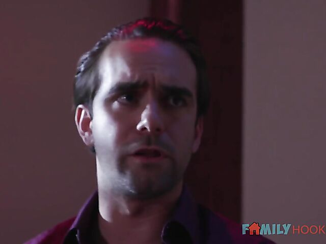 Double the blonde FFM 3some with Kenna James and Lyra Law