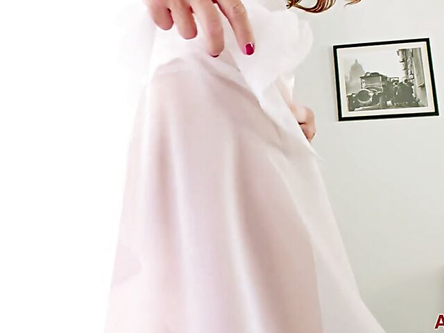 Naughty mature solo in the morning with Iris N