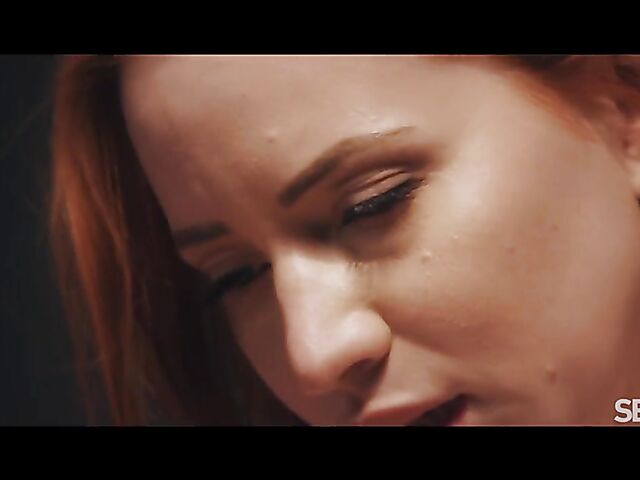 Erotic sex with sensual redhead Kiara Lord