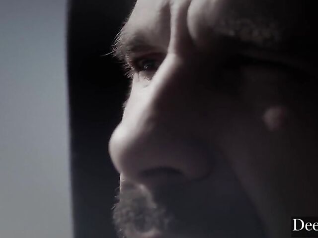  Kenna James & Manuel Ferrara - Romantic anal and lots of passion