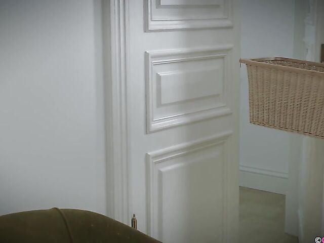 Ivanna - Mature dildo enthusiast with a hairy snatch