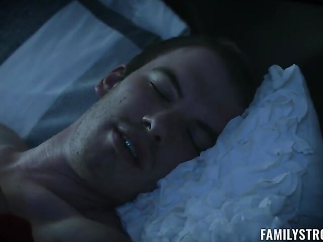 Family Christmas threesome with Casca Akashova and Avery Moon