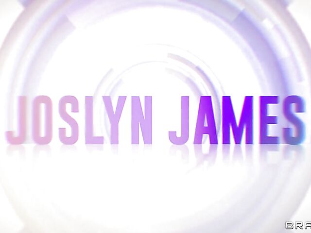 Joslyn James - Big ass MILF anal yoga with a lucky dude