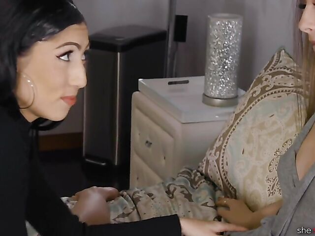 Lesbian babes Judy Jolie and Kyler Quinn kissing and having fun