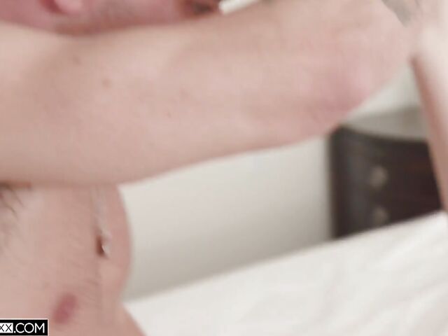 Small tits girl Natalia Nix gets a dicking in the bedroom