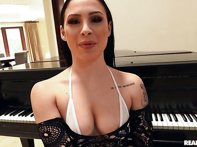 Flexible Mia Moore BBC interracial good fuck with Ricky Johnson