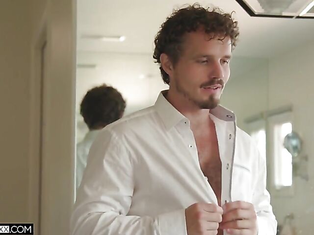 Screaming squirt fuck in lingerie with Keira Croft