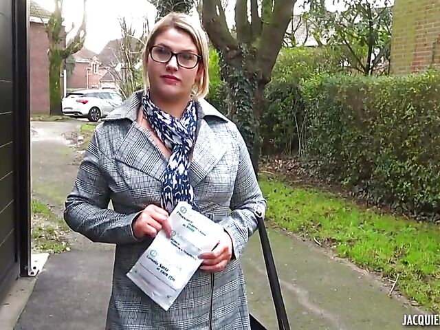 24-year-old chubby French pharmacist with glasses Melinda is addicted to fucking