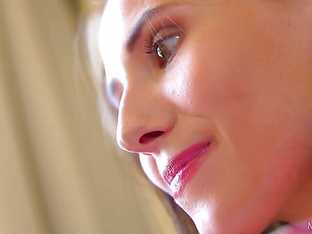 Solo babe in pink Vanessa Angel playing gaming and fingering her pussy