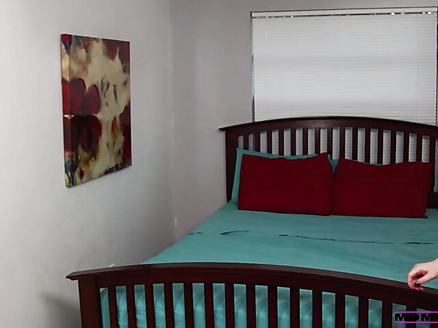 Huge tits step mom fucks son for the first time with Maggie Green and Jimmy Michaels