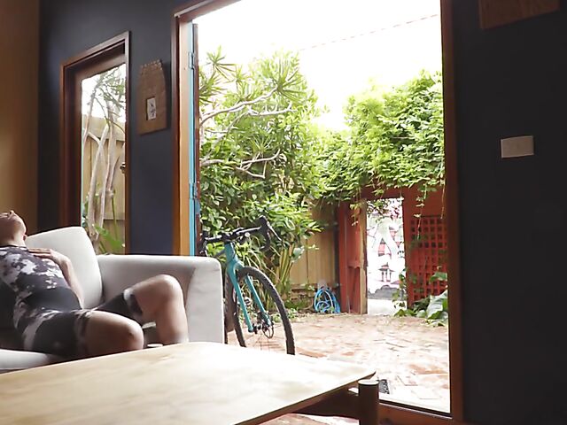 Mannish girl Elliott is into dildo masturbation