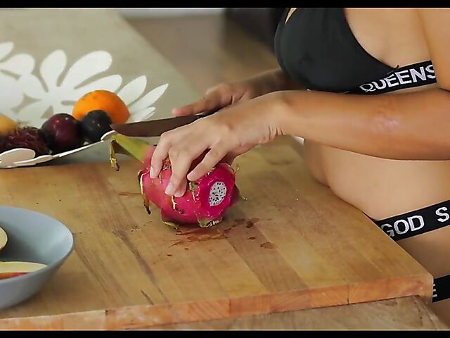 Beautiful asian Kahlisa loves swimming naked