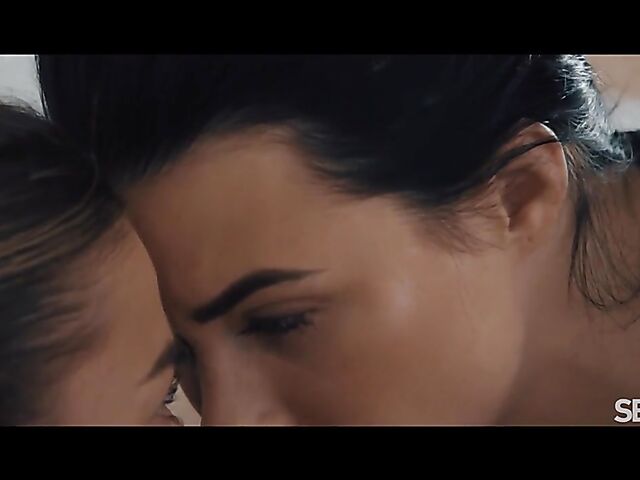 Eveline Dellai and Jenny Doll are sensual lesbians feeling horny