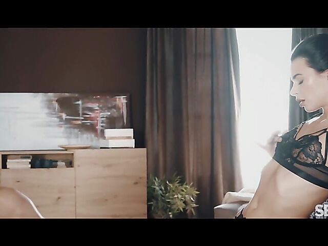 Eveline Dellai and Jenny Doll are sensual lesbians feeling horny