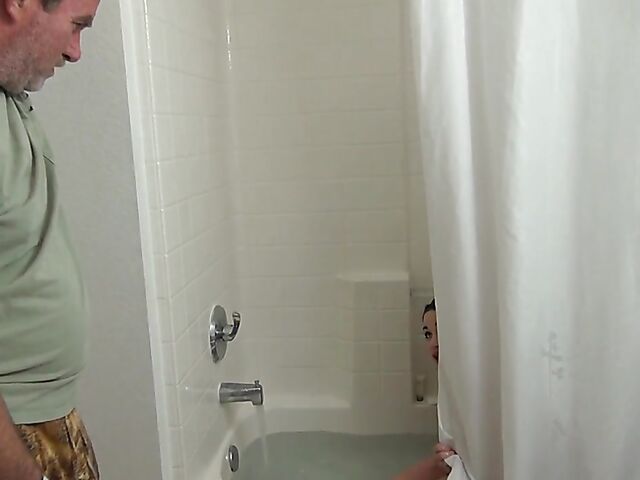 Old man young girl bathroom sex with wet Kendra Heart