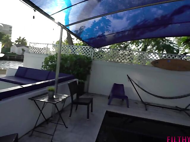  Sexy lingerie fuck with hot looking Jeanie Marie