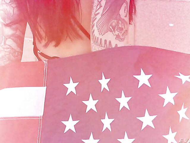 Charlotte Sartre - Anal dildo gape and asshole stuffing with food