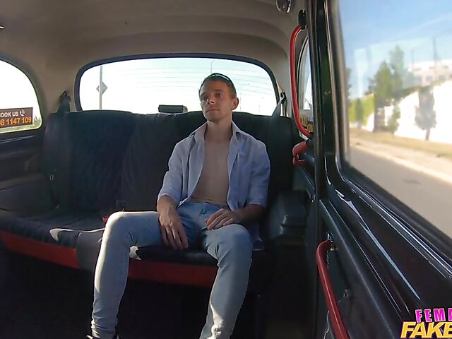 Hot MILF cab driver Shalina Devine fucks a skinny guy