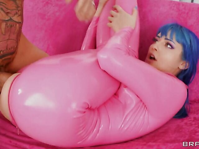 Blue hair and pink latex fuck with Jewelz Blu