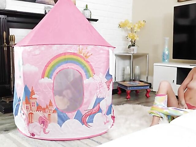 Chloe Temple - Teen step sister catches brother jerking off