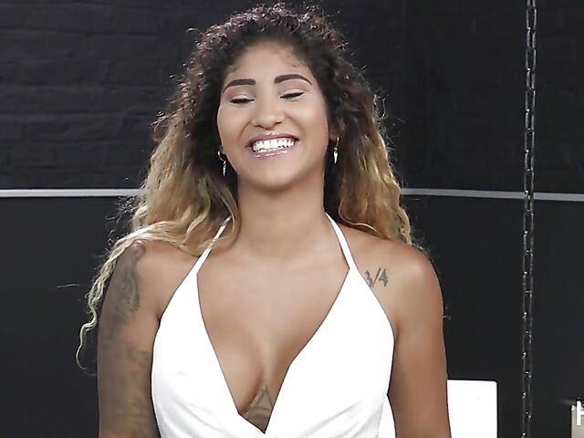 Venus Afrodita - Dark-skinned latina and black cock anal session