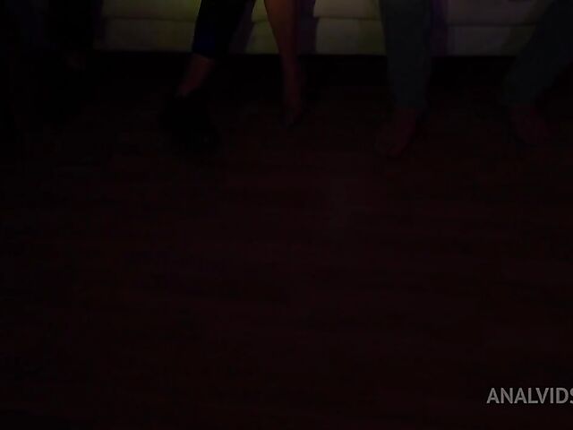 DAP gangbang with big tits anal addict Florane Russell