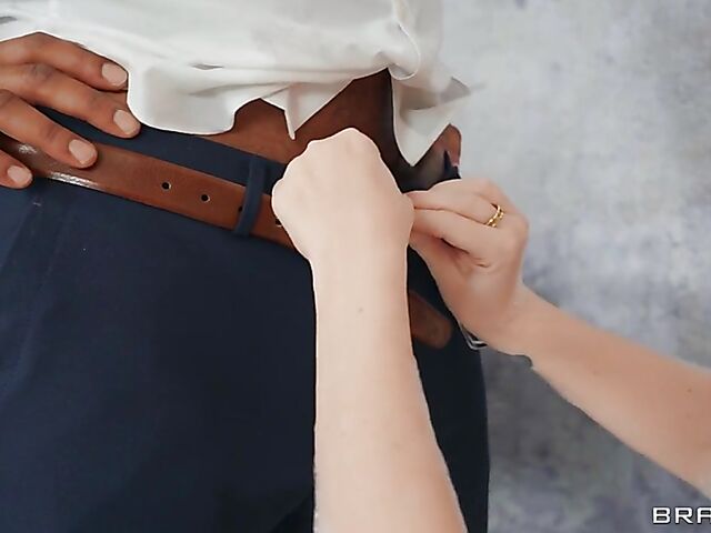 Kiara Lord - Redhead interracial bubble bath and champagne with Darrell Deeps