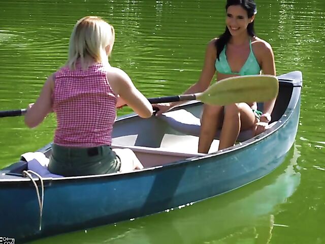 In love with Tiffany Tatum's trimmed pussy