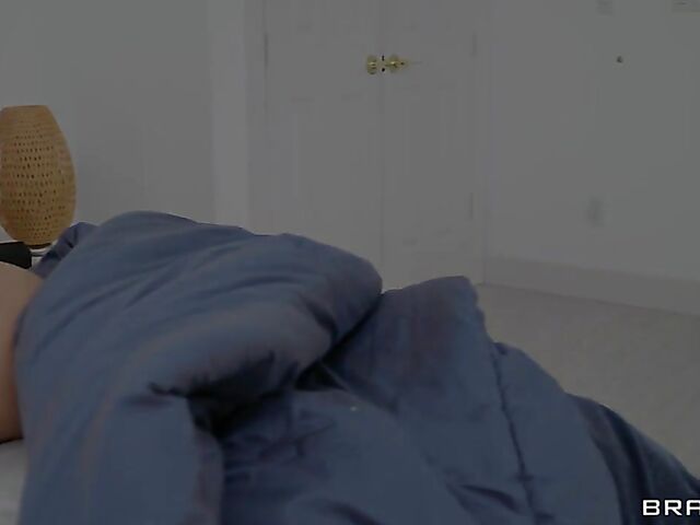 Blake Blossom's kitchen quickie with her girlfriend's dad