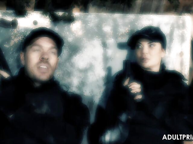 Fake tits MILF in boots Jasmine Jae fucks a commando