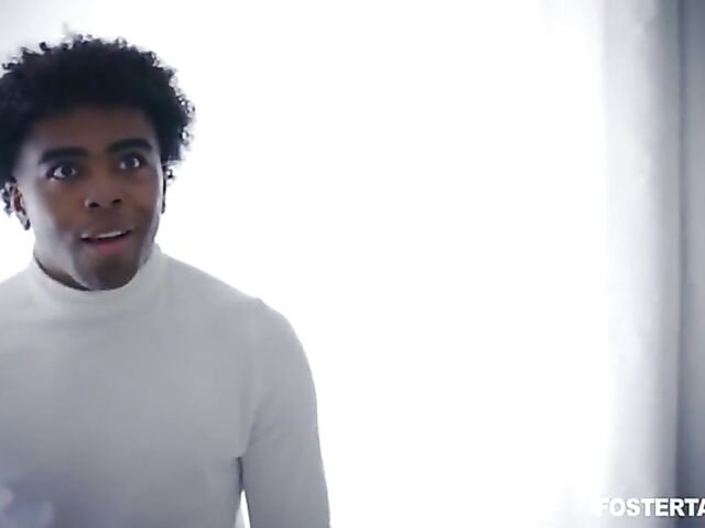 Ryan Keely & Hannah Grace - MILF teaches siblings in interracial threesome