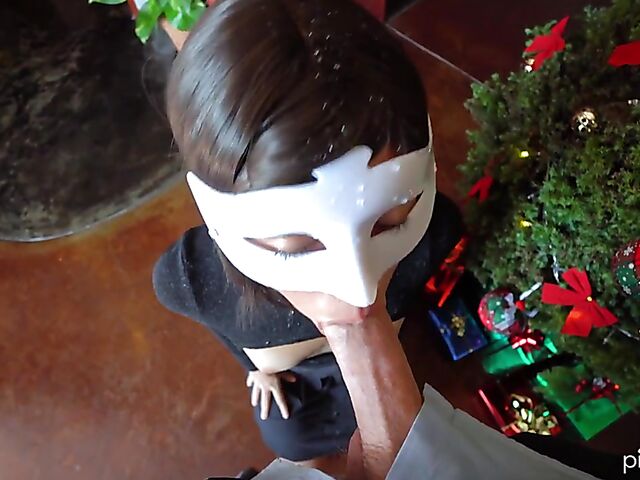 Bruce and Morgan's POV piss in mouth, masked blowjob and facial on Christmas