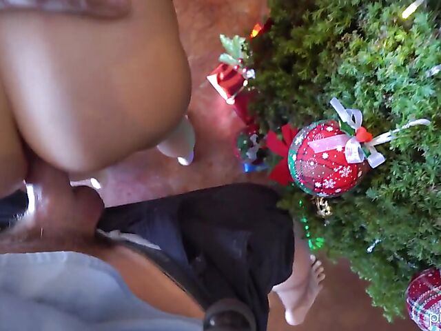 Bruce and Morgan's POV piss in mouth, masked blowjob and facial on Christmas