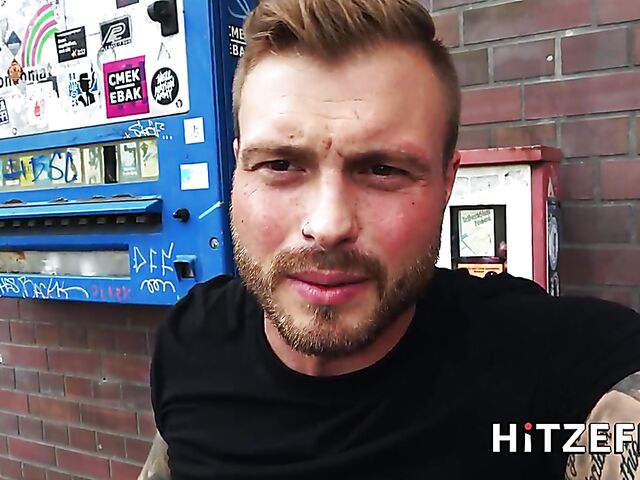 Tattooed POV slut with nice boobs Mia Blow wants you to feel it real