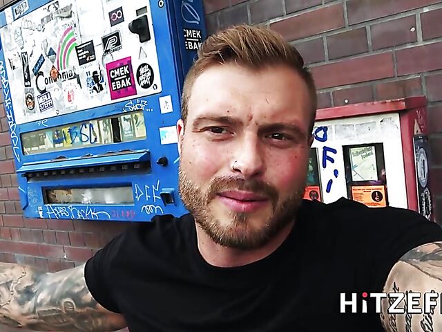 Tattooed POV slut with nice boobs Mia Blow wants you to feel it real