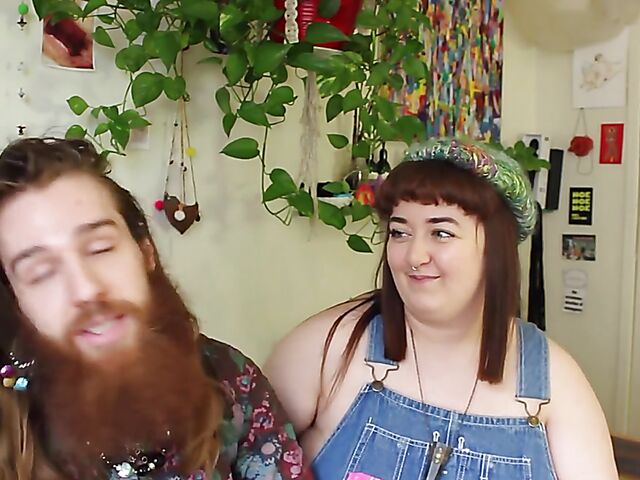 Almond & Stephen - Skinny hippie man and his BBW girlfriend have sex