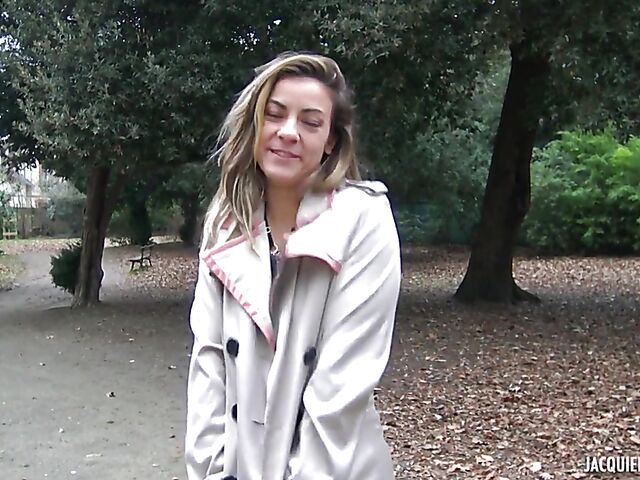 Kinahaya - Elegant French lady in lingerie DP