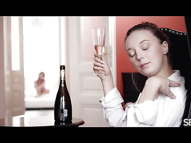 Teana and Isabela De Laa's lesbian erotic video