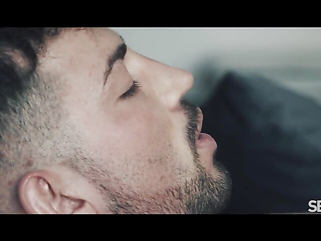 Morning sex in bed with magnificent blonde Sharon White