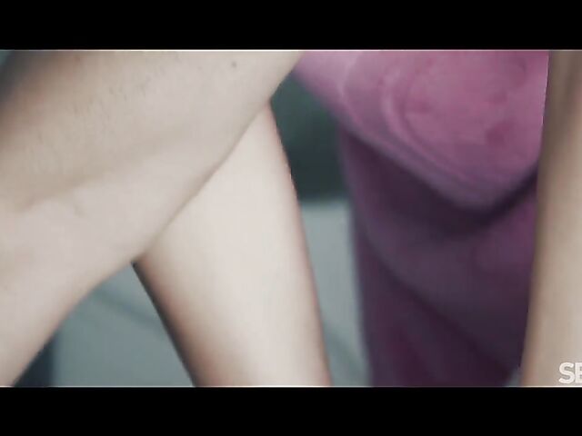 Morning sex in bed with magnificent blonde Sharon White