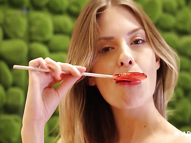 Lollipop play and faucet masturbation with skinny Rebecca Volpetti
