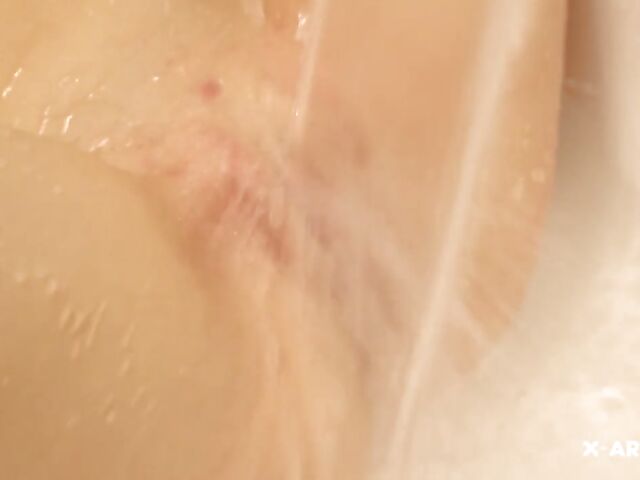 Lollipop play and faucet masturbation with skinny Rebecca Volpetti