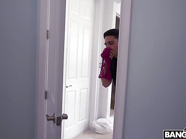 Leo Valentino caught spying on big tits MILF Gia Grace