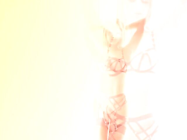 Lovely vacation and perfect sex with slim blonde Emma Hix