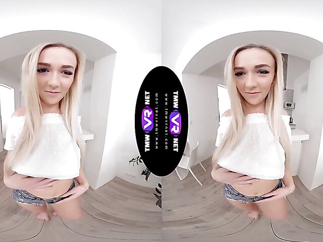 Jenny Wild - Blonde masturbation video in VR 3D 