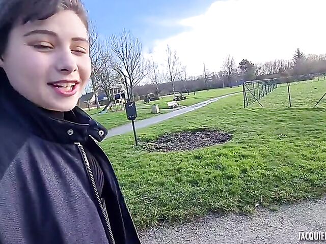 French FFM action with Clara, 38 and Luna Rival, 24