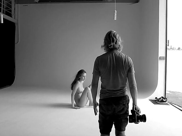 Behind the scenes of perfect Alisa posing nude during her photo session