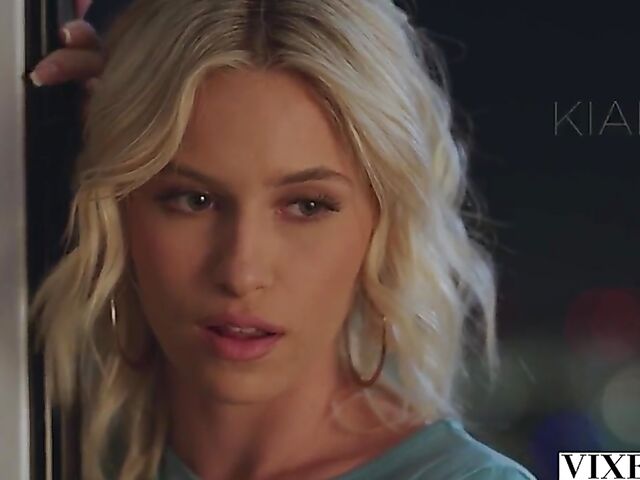 Night of pleasure with skinny blonde Kiara Cole