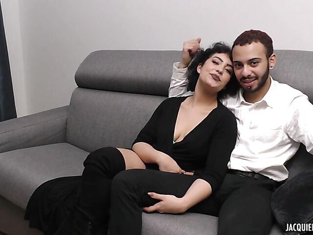 Azylis and her boyfriend invite Jada for a hot French threesome